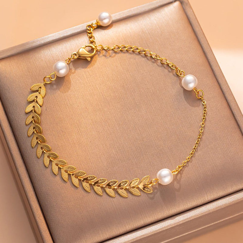 Armband mit Perlen und Blattmuster